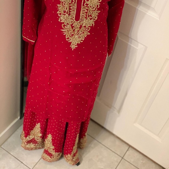 Embroidered shirt with embroidered Sharara - Picture 2 of 7